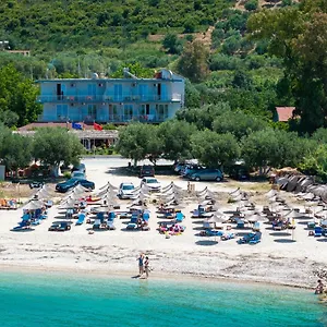 Hotel Nika, Radhime