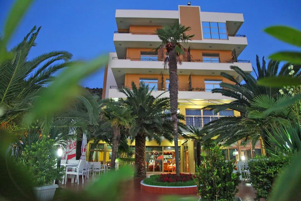 Paradise Beach Hotel Radhimë Albanien