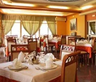 ****  Paradise Beach Hotel Radhimë Albanien
